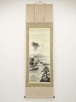 裕道筆　水墨山水　肉筆絹本掛軸（共箱）